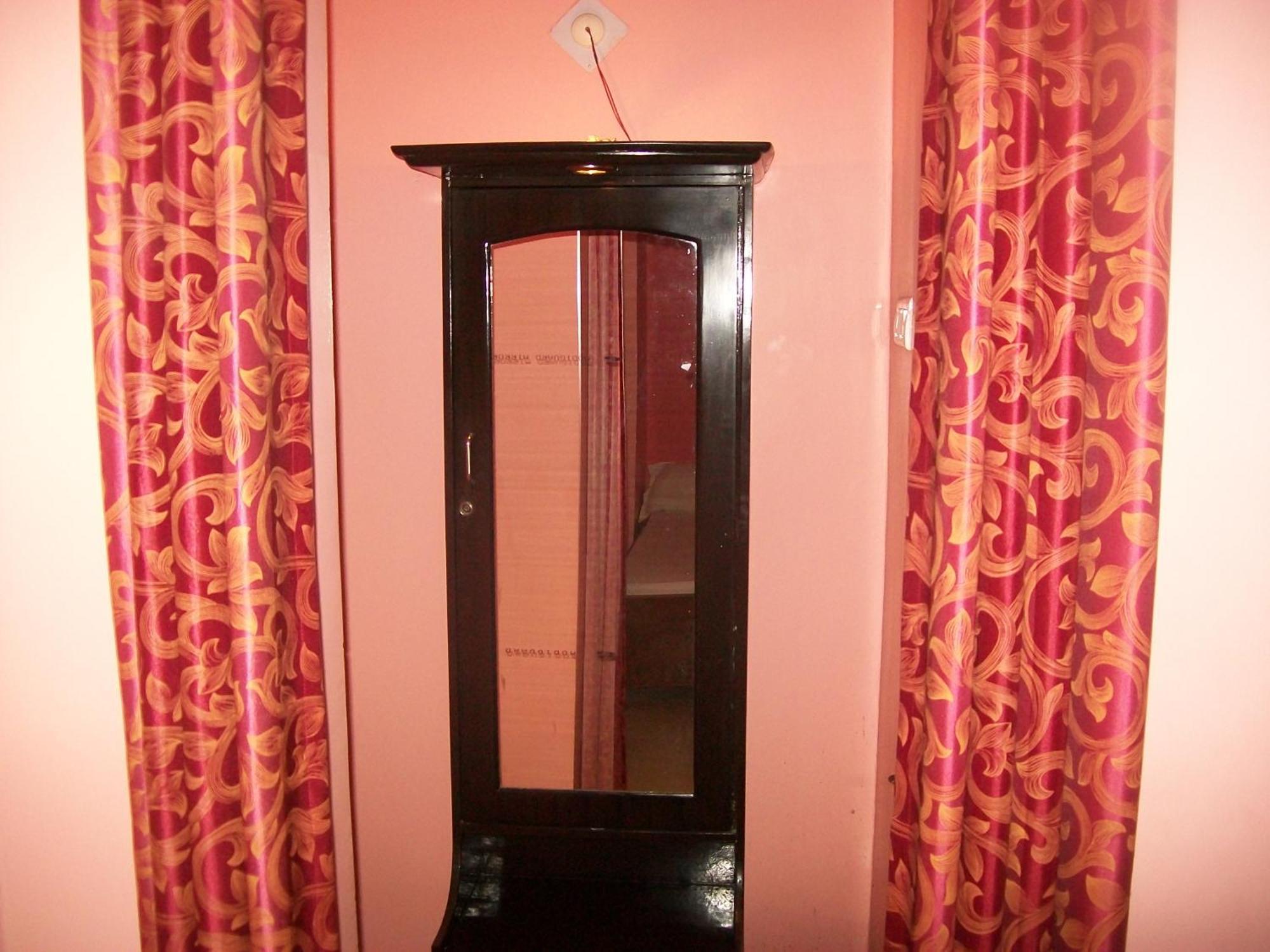 Hotel Viraat Inn Gaya Extérieur photo