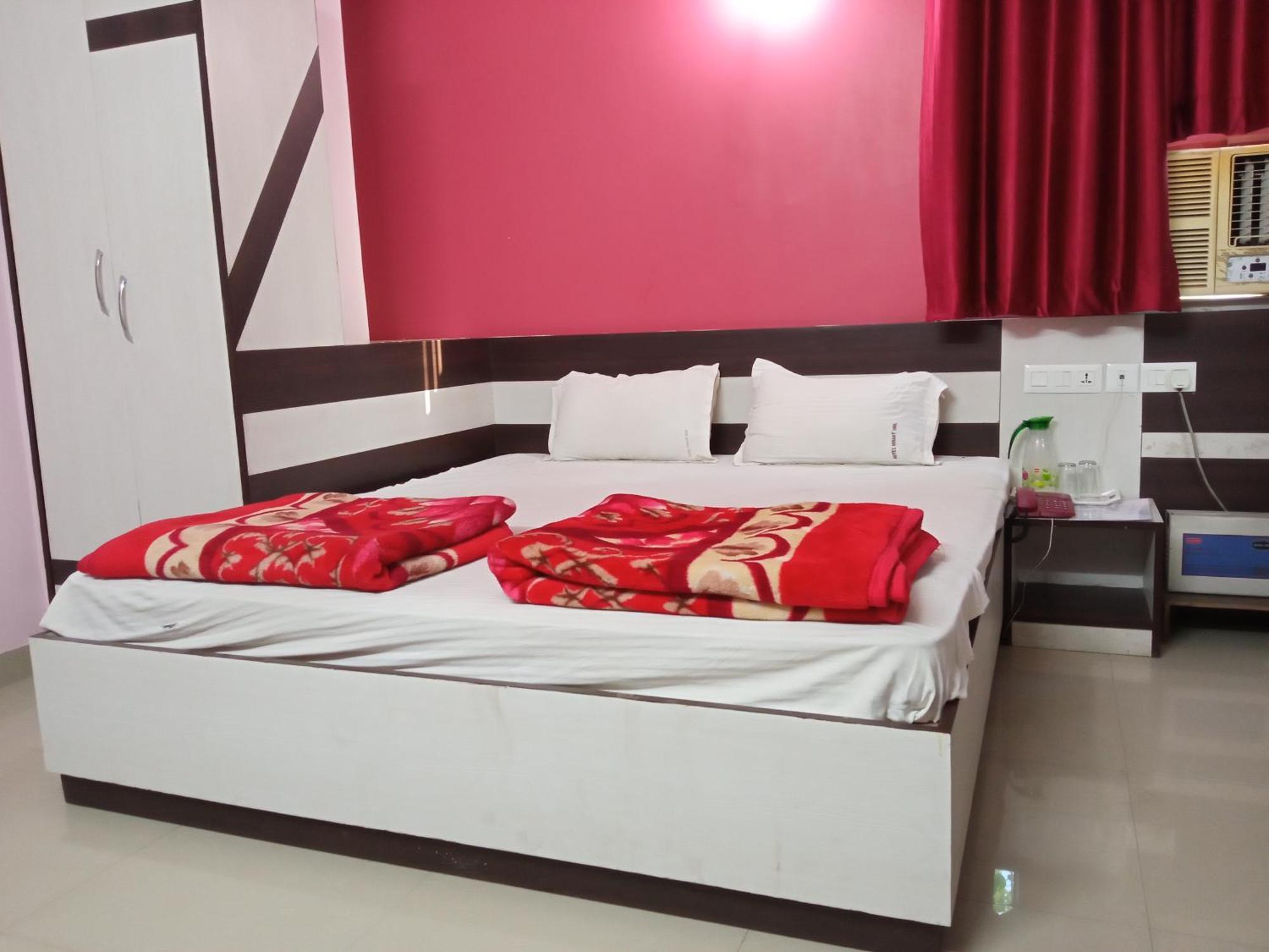 Hotel Viraat Inn Gaya Chambre photo