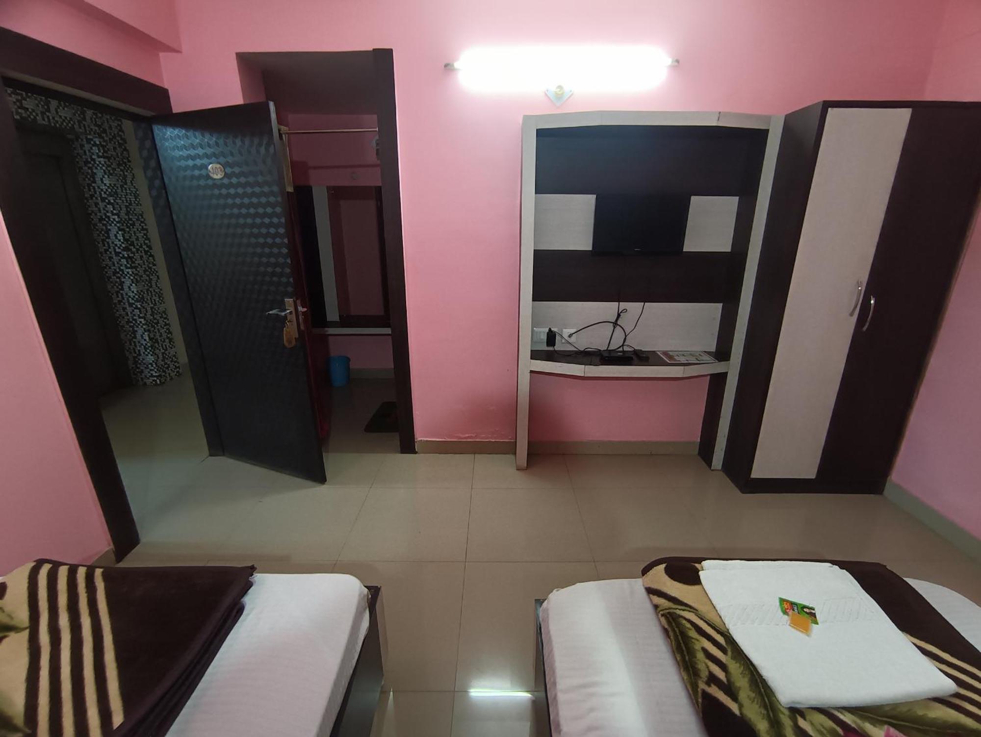 Hotel Viraat Inn Gaya Extérieur photo