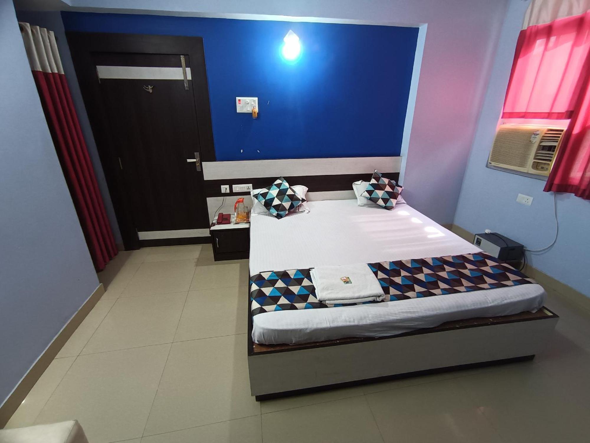 Hotel Viraat Inn Gaya Extérieur photo