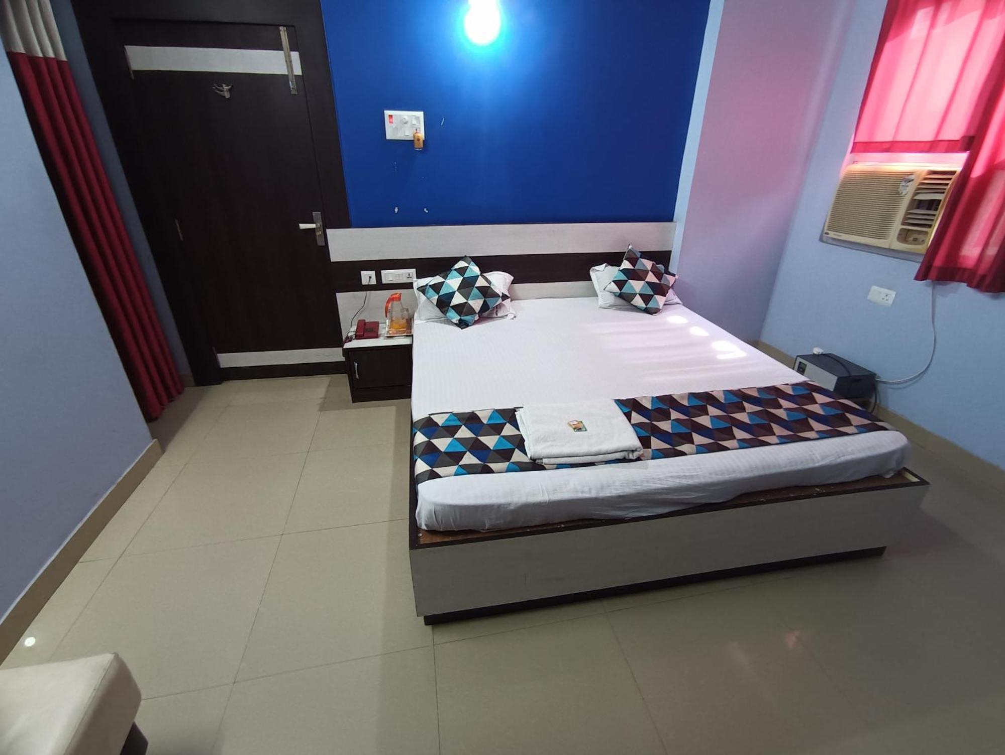 Hotel Viraat Inn Gaya Extérieur photo