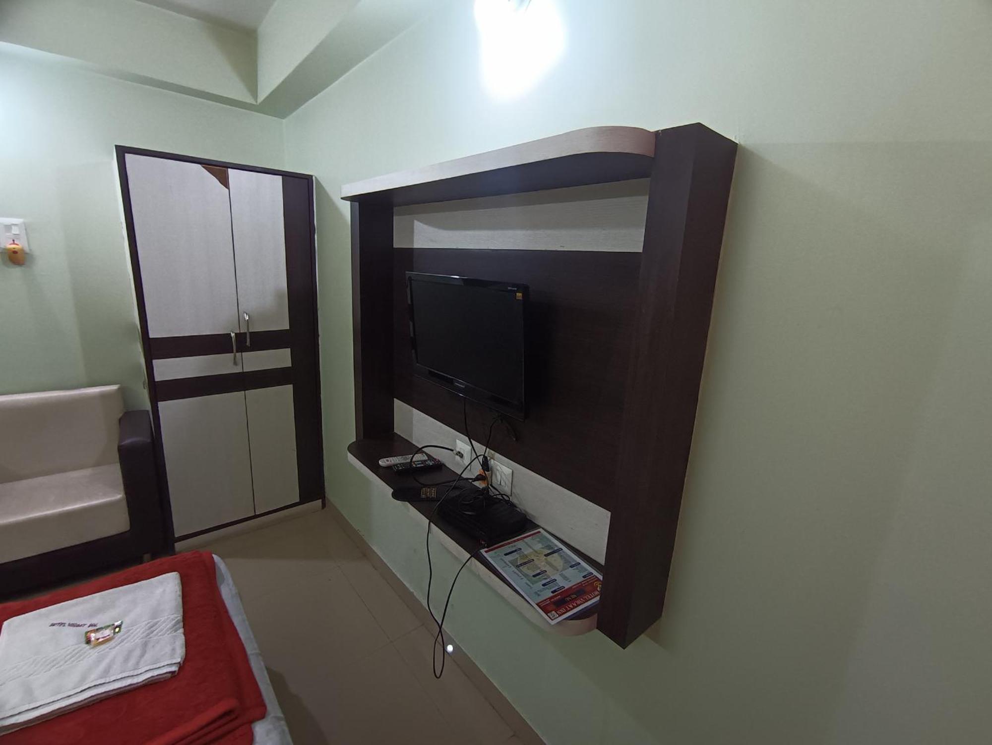 Hotel Viraat Inn Gaya Extérieur photo